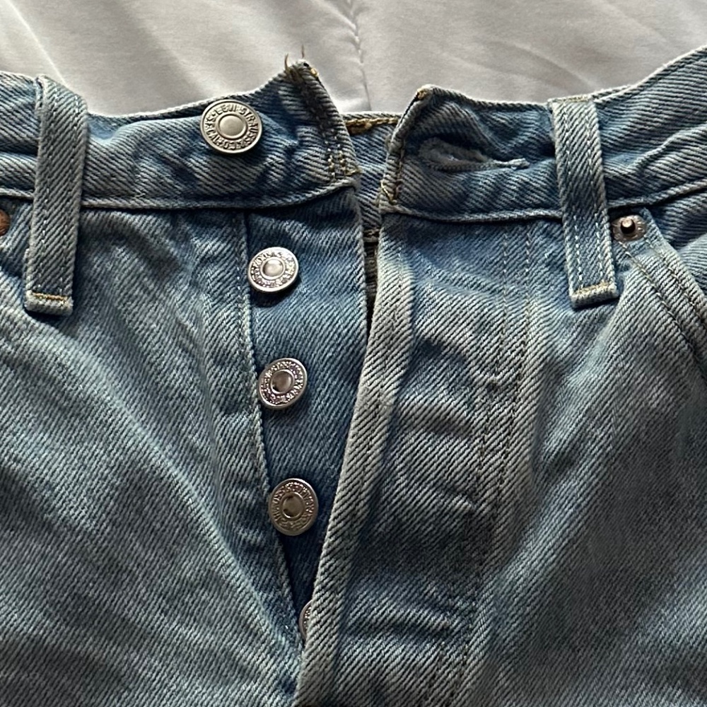 Shorts - Picture 4 of 4